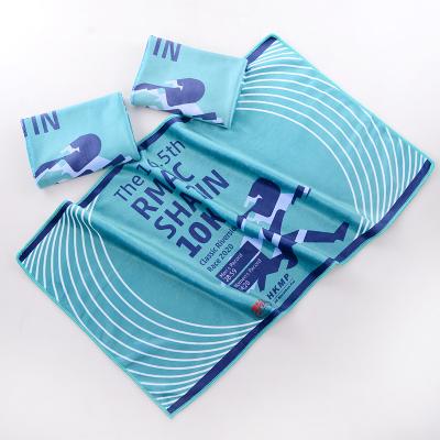 China Hypoallergenic Heat Transfer Printing Custom Sweat Absorbent Microfiber Gym Towel Sports Fitness Towels for sale