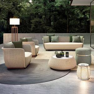 China Muebles de sofá de exterior combinación de ratán / vícara fácil de lavar para el jardín de la villa en venta