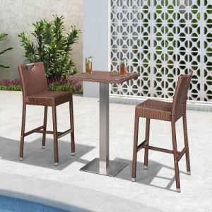 China Hotel Rattan High Table And Chairs OEM Wicker Barstools met ruggen Te koop