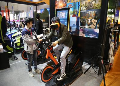 China Fiets van de de Machines de Virtuele Werkelijkheid van arcadespelen met 9D VR Hoofdtelefoon van het 360 Graad 3D Glas Te koop