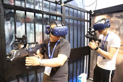 Chine Simulateur Multiplayers de tir de réalité virtuelle de l'espace 9d VR de Matrix errant la plate-forme de jeu d'Omni à vendre