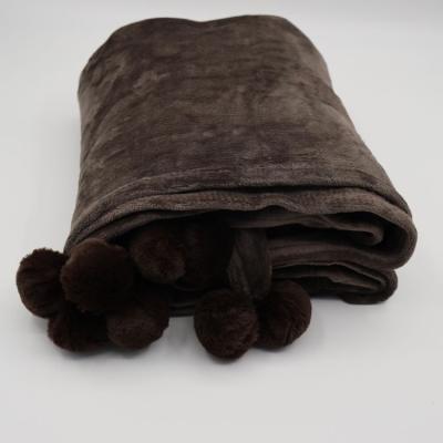 China Soft JMH Custom Design Brown 220GMS Throw Ball Flannel Fleece Throw Baby Bedroom Sheets Blanket for sale