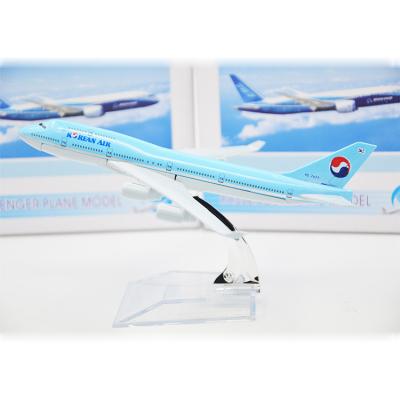 China Modifique los equipos azules Korean Air B747 el 150*150*100MM del modelo para requisitos particulares de los aviones en venta