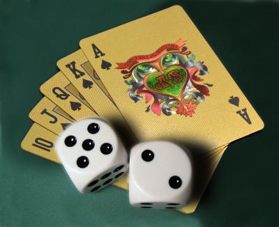 China Lucky Gamble Gold Plated Playing Cards Full Printing Deck Gift Gold Plated Playing Cards for sale