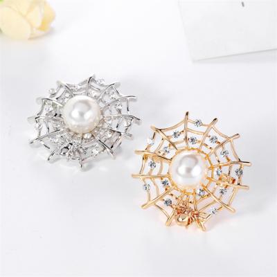 China New Fashionable Wholesale Spider Web Overdone Alloy Pearl Diamond Accessories Pin Brooches For Clothing for sale