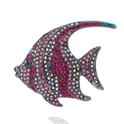 China Diamond Tropical Fish Brooch Fashion Creative Cartoon Alloy Personality Animal Brooch For Women Men for sale