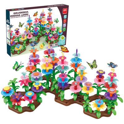 China Upgrade Child's 222PCS Capacity Manual Flower Garden Toys Flower Garden Building Toys Diy Flower Arranging Play Set for sale