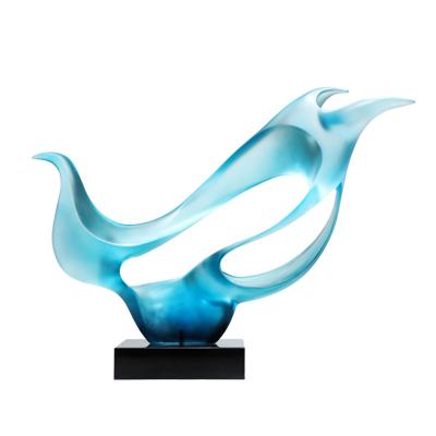 China Europe Factory Customized Decorative Clear Abstract Resin Craft Sculpture For Home Office Club Bar Hotel Decor Pieces for sale