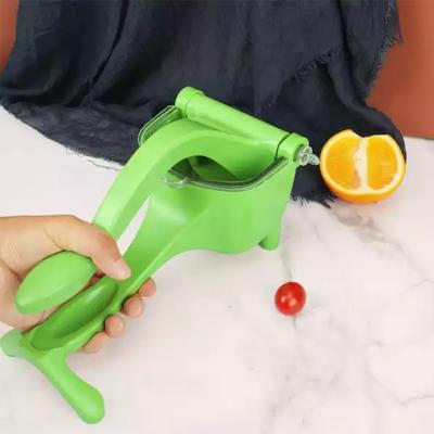 China New Design Sustainable Eco-friendly Plastic Lemon Squeezer Lime Useful Kitchen Instruments Make Orange Juice Squeezing Tool Accessories for sale