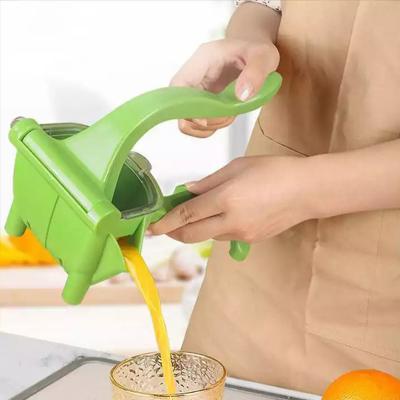 China 2022 Premium Quality Plastic Lemon Lime Squeezer Home Viable Kitchen Instrument Ultra Large Manual Fruit Squeezer For Orange Citrus for sale