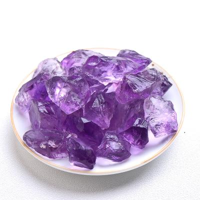 China Irregular Rough Specimen Crystal Aquarium Decor Japan Natural Amethyst Quartz Ores for sale