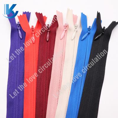 China Fancy Invisible Zipper #3 Hidden Zipper Sustainable Manufacturer For Cushion Covers With Custom Zip Fasteners for sale