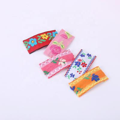 China Cute Embroidered Handmade BB Hairpin Ethnic French Vintage Hair Clip For Girls 2021 New Products for sale