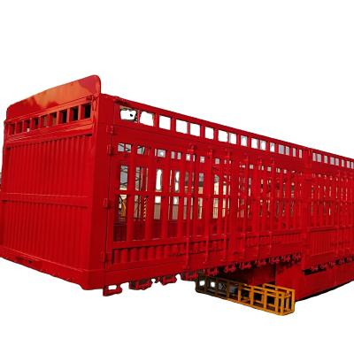 China Hot selling cheap grain middle and long haul direct selling cattle fence truck barrier truck transport heavy bulk goods semi for sale