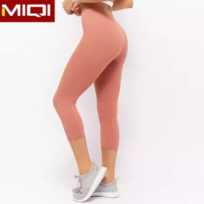 China Breathable Plain 3/4 Length Yoga Leggings Custom Compression Pants Sports High Waist Capri for sale