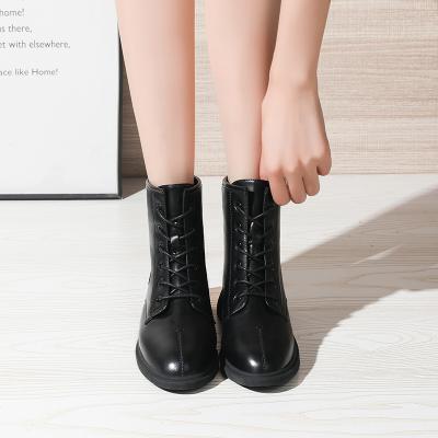 China Thermal Hot Selling WOMEN Martin BOOTS Adult Women FLAT BOOTS Warm Winter SHOES FOR WOMEN for sale