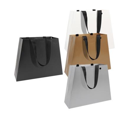 China 100pcs MOQ Recyclable Full Color Printed Luxury Trapezoid Shape Paper Bag For Europ for sale