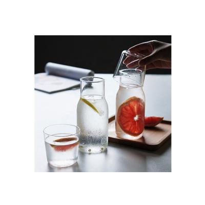 China High Quality Fashion Viable Modern Picnic Anti-scalding Jug Water Glass Carafe Jug for sale