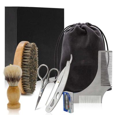 China New Comfortable Professional Beard Care Kit Barber Salon Stain Beard Brush and Comb Set for sale