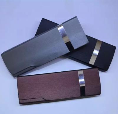 China Fashionable handmade cases with solid color with metal band in case for sale