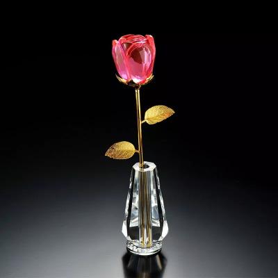 China Europe Customize Exquisite Carved Gifts Quartz Carving Crystal Rose Flower For Wedding for sale