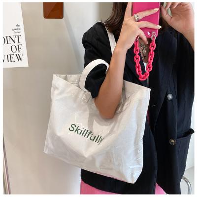 China New Fashion Women's Handbag 2039 Women's Bag Capacity Lady Large Shoulder Bag Soft Simple Chain Lady Tote Bag Single Messenger Handbags for sale