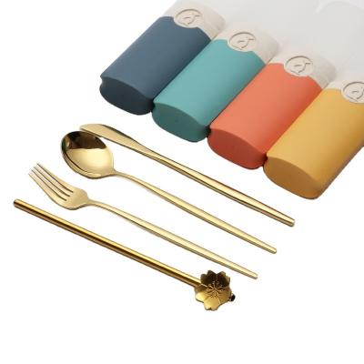 China 2021 New Arrival Stocked Wheat Straw And 304ss 5pcs Set Fork Knife Spoon Straw Custom Logo Brand Available Customized for sale