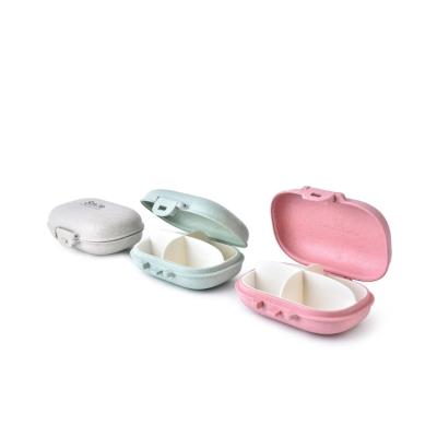 China 2019 hot sale 2 small plastic portable small pill box 1/4 case for sale pill storage case wheat straw for sale