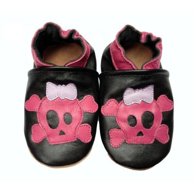 China Anti-odor Baby Shoes Soft Sole Leather Infant Shoes Kids Slipper Small MOQ for sale