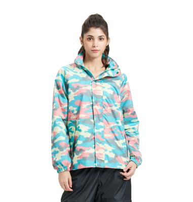 China Detachable Water Resistant Shelf Wind Breaker Water Resistant Camouflage Rain Coats for sale