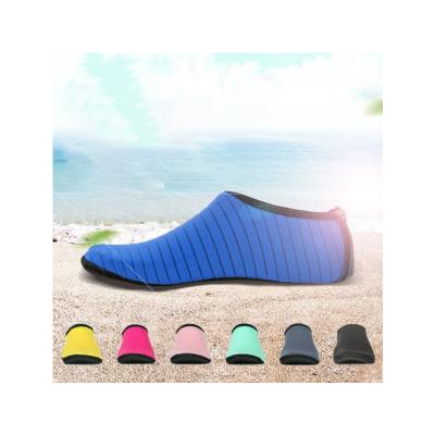 China Adult Soft Breathable Quick Dry Summer Lightweight Bangs Walking Beach Aqua Breathable Water Shoes Unisex for sale