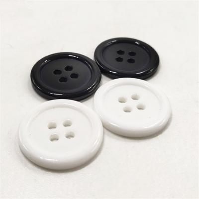 China Sustainable 4 Holes Fine Edges Polyester Resin Buttons For T Shirts for sale