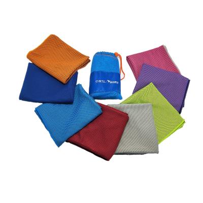 China Disposable Disposable Chilled Towels For Fitness, Gym, Yoga, Work Out, Camping, Travel, Jogging, Running Events for sale