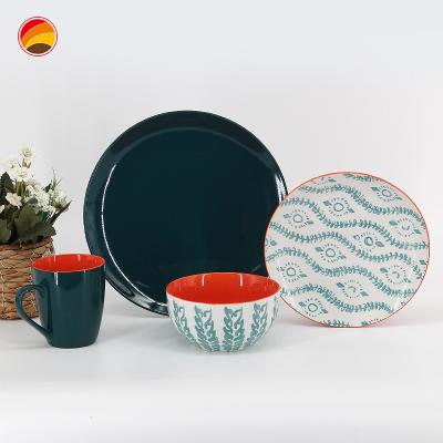 China Sustainable Hotel Restaurant Dinner Set China Customized Color Glazed Ceramic Dishes Dinnerware Sets for sale