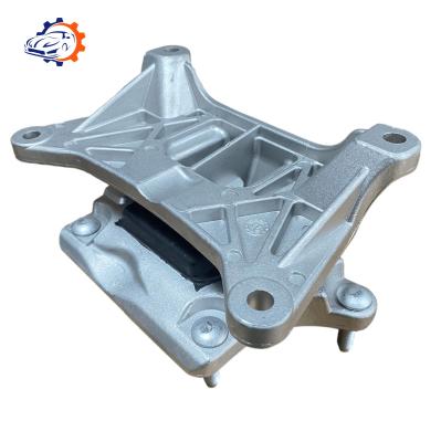 China Guangzhou Manufacturer Durable High Quality Auto Parts 2052402500 Engine Mount For Benz W205 C200 OEM 22*16*13 for sale