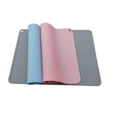 China Sustainable Reusable Portable Roll Up Kids Dining Food Mat Non-Slip Baby Place Mat Waterproof Silicone Place Mats For Child for sale