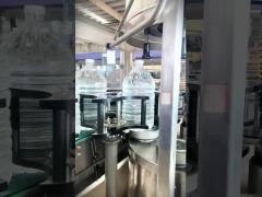 0319 15L water barrel hot melt adhesive labeling machine customized for Saudi Arabia customers in th