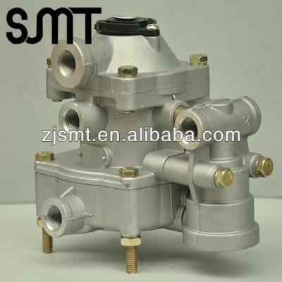 Chine Aluminum alloy 9730025200 two line trailer brake valve 9730025390 9730025380 9730025210 9730025350 à vendre