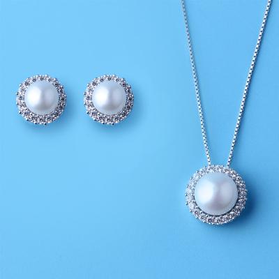 China CLASSIC High Quality Colorful 925 Silver Top Grade Button Shape 100% Genuine Freshwater Pearl Set Rhodium Plated Pendant For Dining for sale