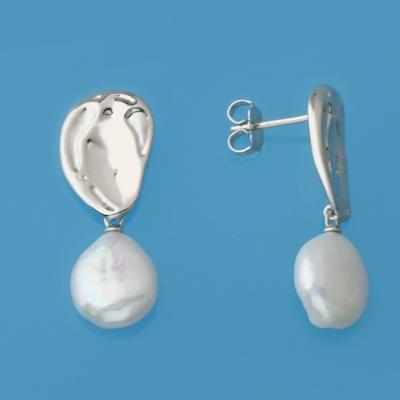 China Trendy Best Seller Minimalist Sterling Silver Bigger Size White Coin Shape 100% Real Pearl Earrings Rhodium Plated For Party for sale