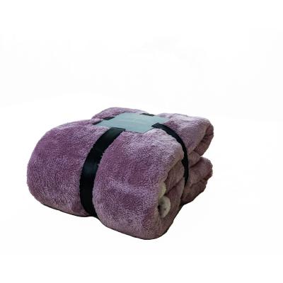 China Elegant And Simple Soft Warm Flannel Sofa Living Room Anti-Static Custom TV Sleep Blanket For Families for sale