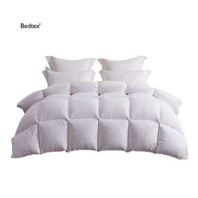 China Nondisposable Modern Natural Comforter Classic 100% Four-Season Goose Down Comforter Hotel Handmade Quilt for sale