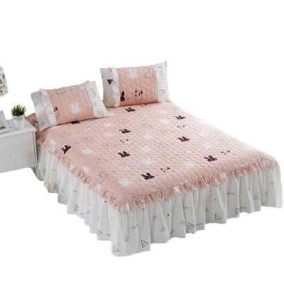 China Quilting Home Ruffled Sheet Fancy Couture Bedskirt Set for sale