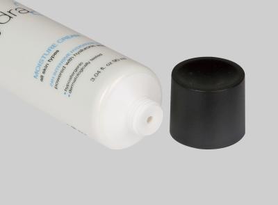 China Sealed Closure Type Cosmetic Plastic Tube for Glossy Surface Handling and Cosmetics for sale