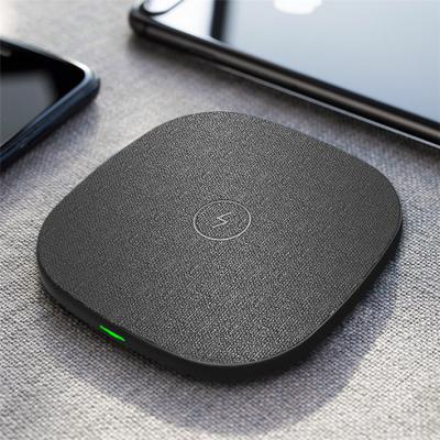 China Hot Selling OEM Fast Mobile Phone Square Qi 15W Wireless Charger In Foldable Charging Cloth LED Light Charging Universal Wireless Charger for sale