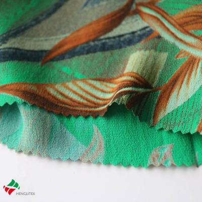 China Anti-static popular rayon crepe fabric 100%viscose richly solid for lady's fashion fabric moroccan fabric for sale