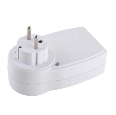 China SVC Germany Type Power Voltage Protector Electronic Socket for sale