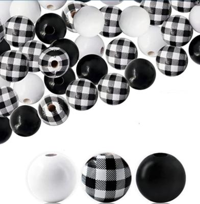 China Wood 16 mm wooden bead set, DIY wooden beads, black, white, buffalo plaid for sale