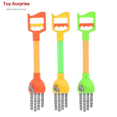 China Relieve Stress High Quality Plastic Robot Hand Grab Stick Creative Wrist Strengthen Toys For Kids DIY Robot Claw Toys for sale