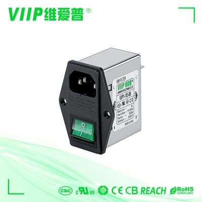 China 10A 250VAC Montaje de la superficie de la carcasa metálica con filtro EMI pasivo en venta